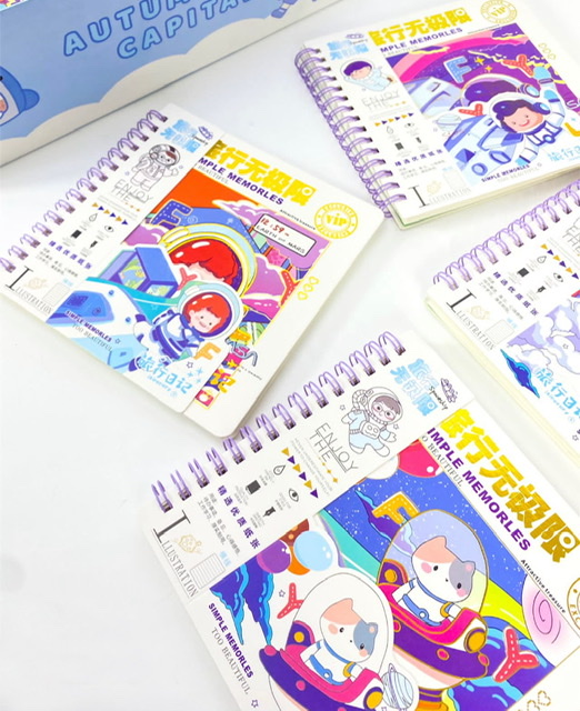 LIBRETA CUADRADA KAWAII