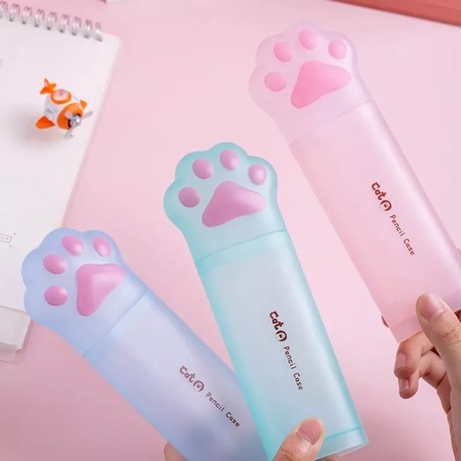 CARTUCHERA PLÁSTICA DURA PATITA DE GATO